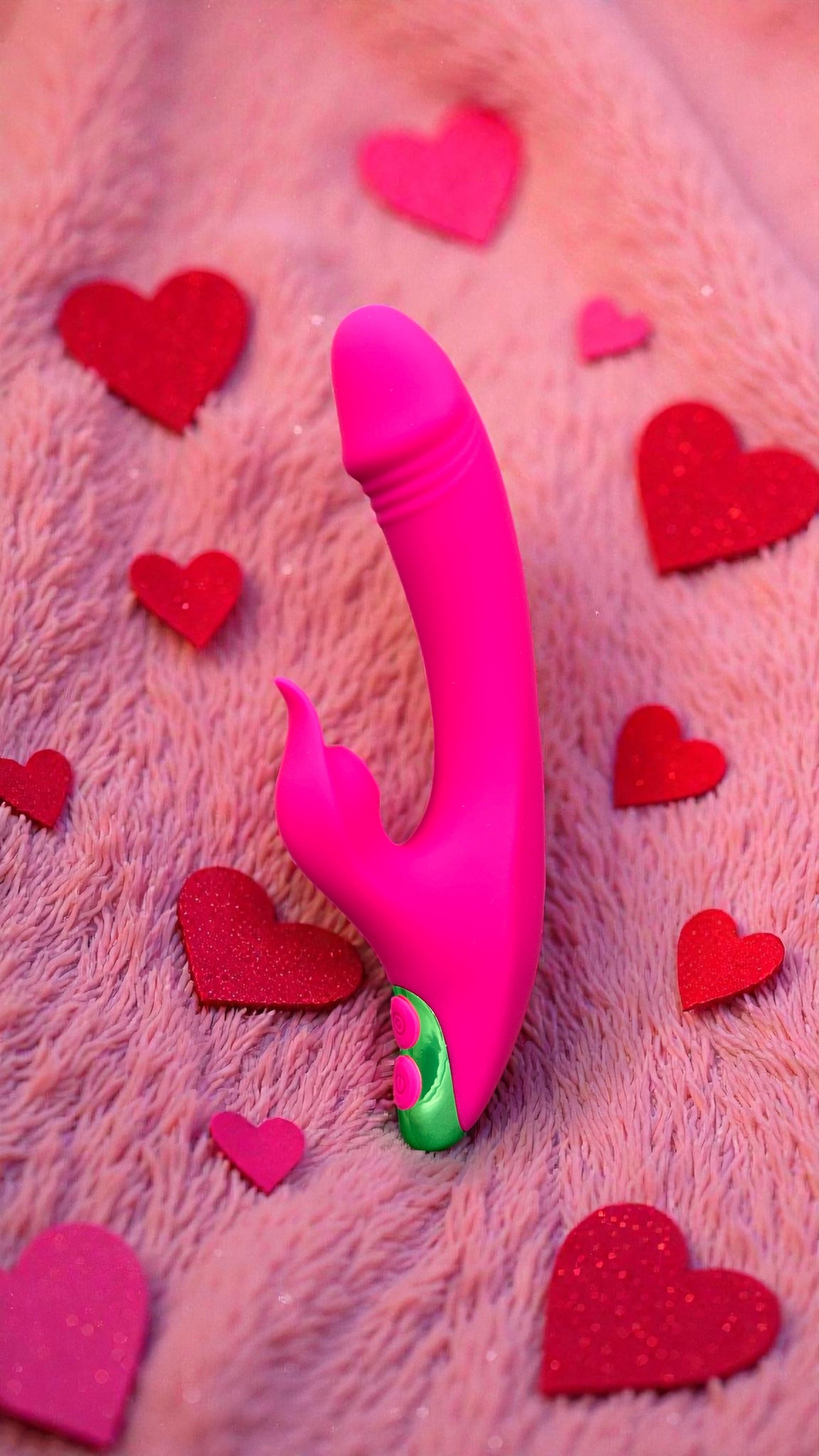 Vibrador Fun Licks con succionador de clítoris de 9 funciones y estimulador de punto G, diseño divertido Glow & Vibe.