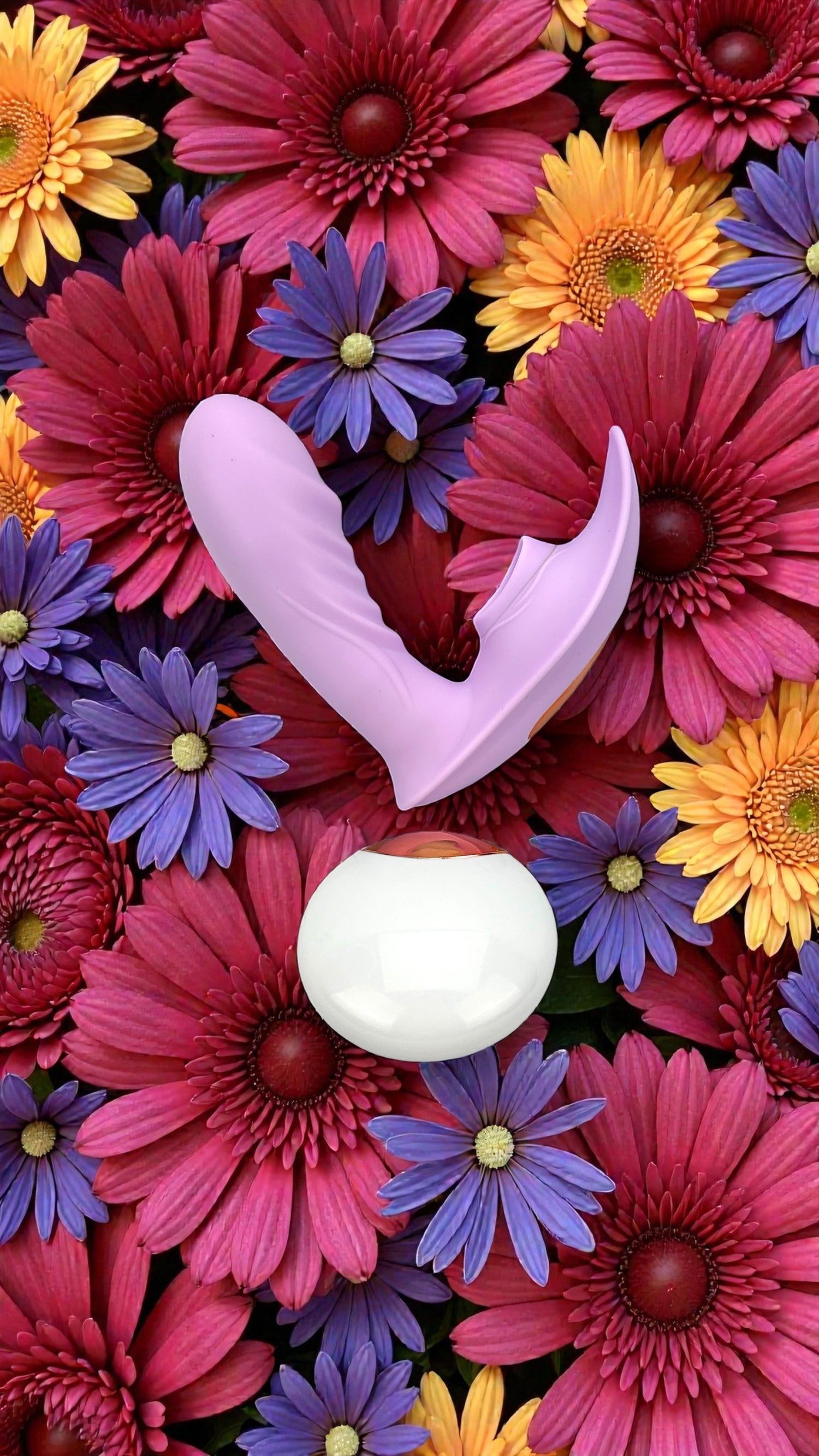 Succionador Butterfly Vibrator inspirado en mariposa, con succión clitorial elegante y potente Glow & Vibe.