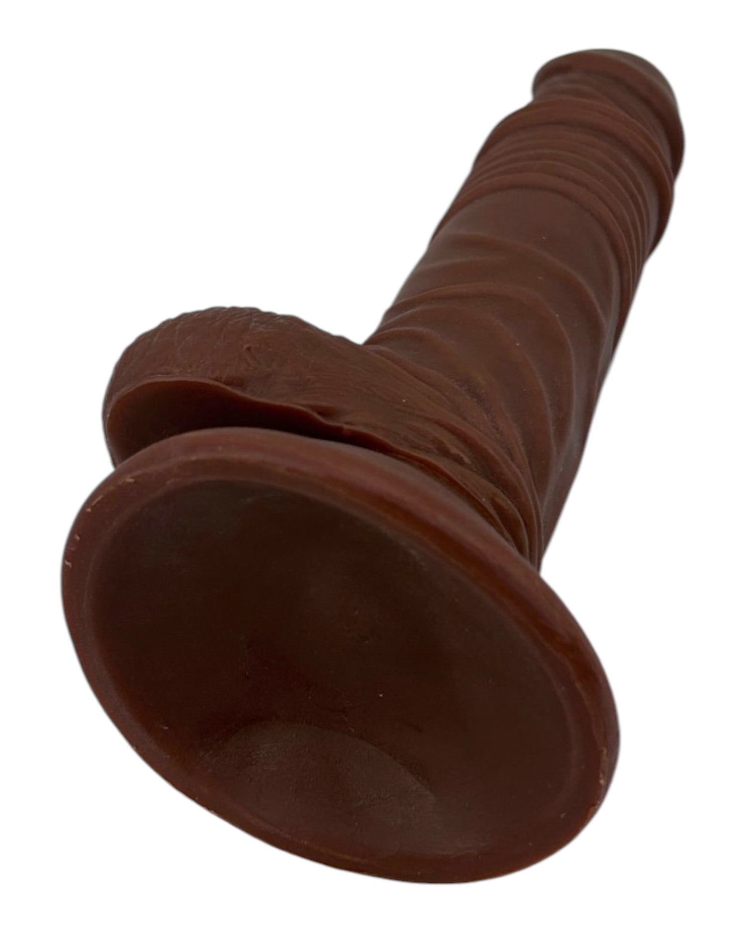 Dildo realista Marcus con testículos y ventosa, color piel, material suave y firme de Glow & Vibe.
