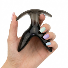 Plug anal Crazy Expand de gel rígido con diseño expansivo, ideal para estimulación intensa, marca Glow & Vibe.