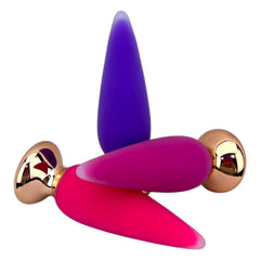Dilatador anal Pearl Nature de silicón suave con 10 funciones de vibración, diseño elegante y natural de Glow & Vibe.