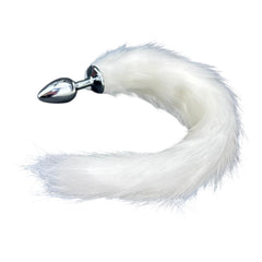 Plug anal Foxy Snow metálico con cola blanca de peluche, diseño elegante y sofisticado de Glow & Vibe.