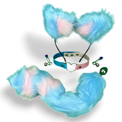 Set erótico Foxy Kit con orejas de gato, pezoneras, collar y plug anal metálico con cola de zorro, diseño Glow & Vibe