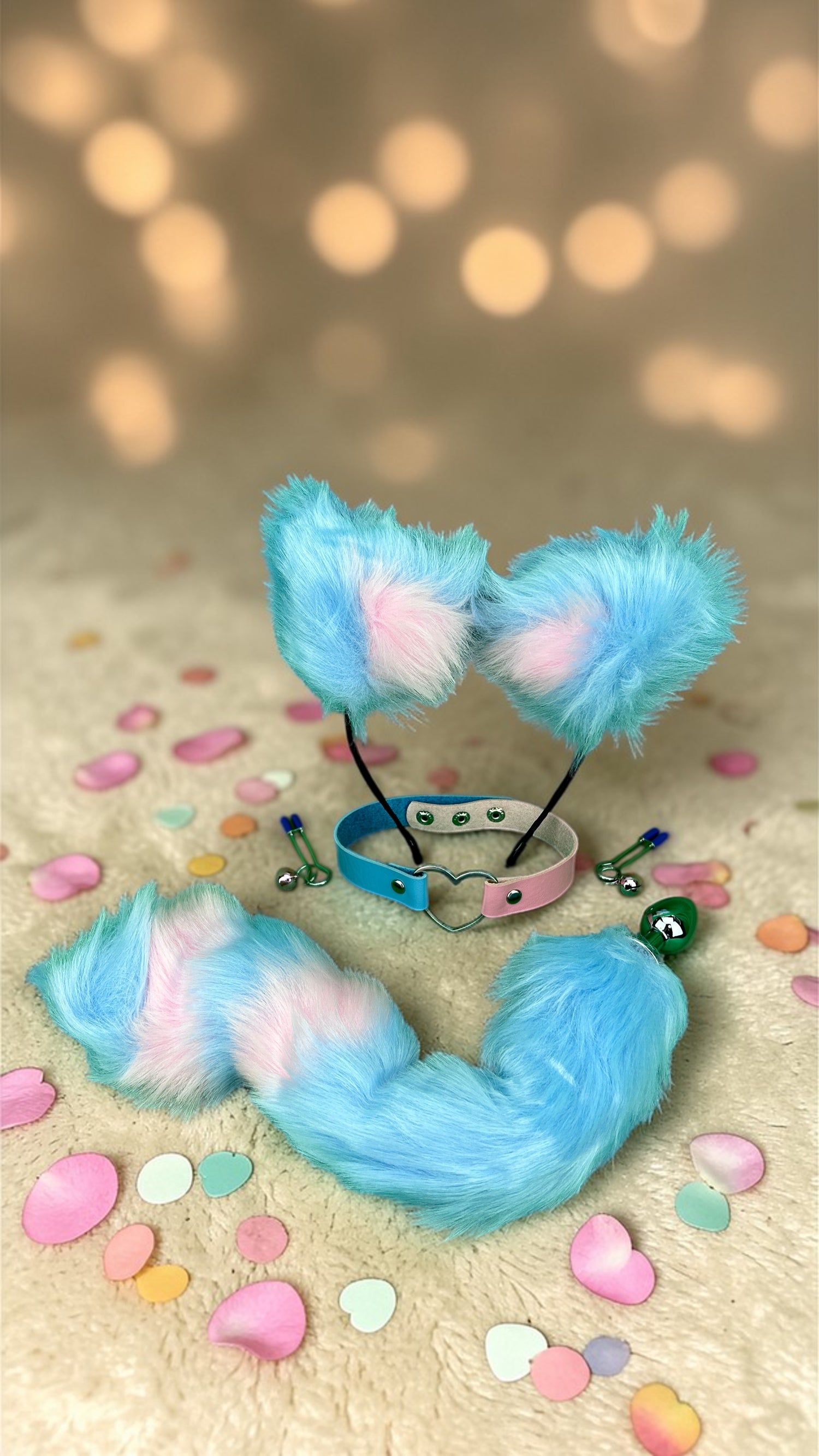 Set erótico Foxy Kit con orejas de gato, pezoneras, collar y plug anal metálico con cola de zorro, diseño Glow & Vibe