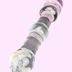 Plug anal Crystal Jewel de cristal texturizado transparente, diseño elegante y brillante de Glow & Vibe.