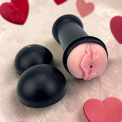 Masturbador doble Master Love de Magic Flesh con penetración vaginal y anal, textura realista y suave de Glow & Vibe.