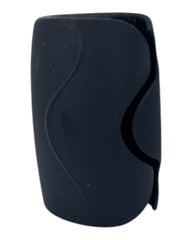 Masturbador Male Oh de silicón suave con 10 velocidades de vibración, textura flexible y diseño ergonómico Glow & Vibe.

