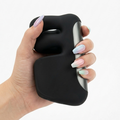Masturbador Finger Play de silicón flexible con 10 formas de presión y vibración, diseño realista Glow & Vibe.