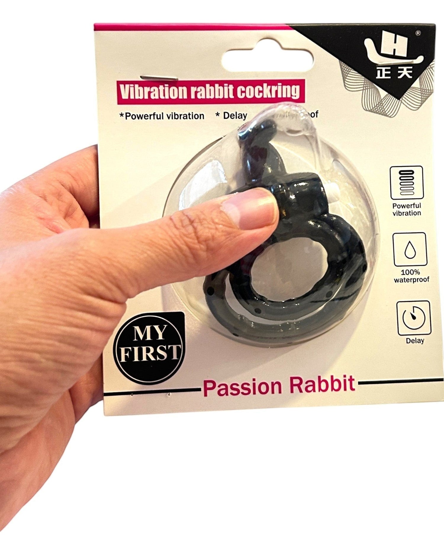 Anillo vibrador Passion Rabbit de Glow&Vibe en su empaque original, color negro, diseño elástico e impermeable.